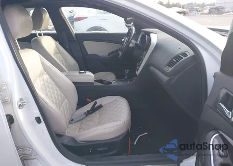 2014 Kia Optima Sxl Turbo z USA, uszkodzony, nr VIN 5XXGR4A63EG348833